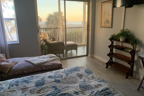 Condo in Venice, Florida, 2 bedrooms  № 1555475 - photo 11