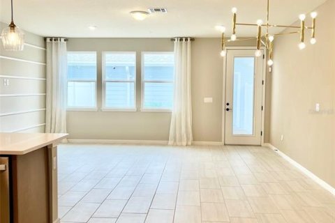 Townhouse in Orlando, Florida 4 bedrooms, 168.06 sq.m. № 1866246 - photo 9