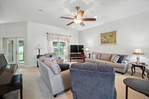 House in Palm Coast, Florida 3 bedrooms, 195.56 sq.m. № 1902915 - photo 21