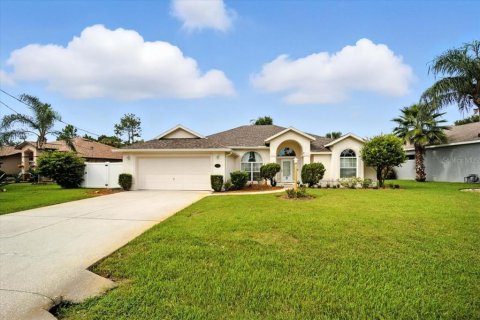 House in Palm Coast, Florida 3 bedrooms, 195.56 sq.m. № 1902915 - photo 30