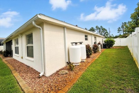 House in Palm Coast, Florida 3 bedrooms, 195.56 sq.m. № 1902915 - photo 29