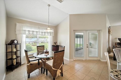 House in Palm Coast, Florida 3 bedrooms, 195.56 sq.m. № 1902915 - photo 6