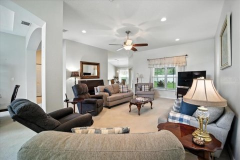 House in Palm Coast, Florida 3 bedrooms, 195.56 sq.m. № 1902915 - photo 5