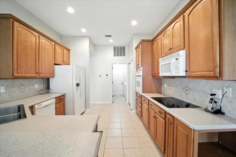House in Palm Coast, Florida 3 bedrooms, 195.56 sq.m. № 1902915 - photo 19