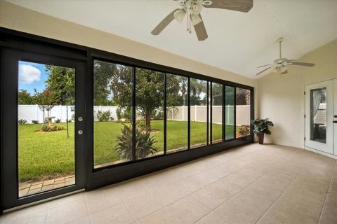 House in Palm Coast, Florida 3 bedrooms, 195.56 sq.m. № 1902915 - photo 15
