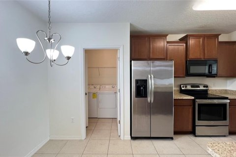 Casa en alquiler en Haines City, Florida, 4 dormitorios, 139.45 m2 № 1918112 - foto 8