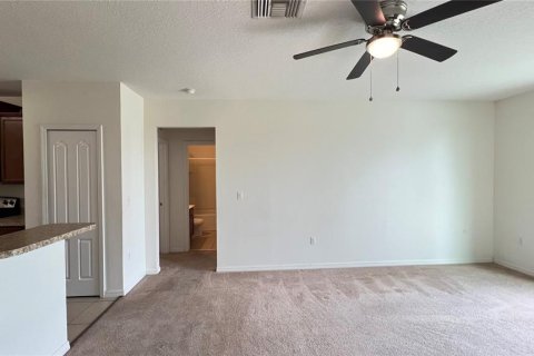 Casa en alquiler en Haines City, Florida, 4 dormitorios, 139.45 m2 № 1918112 - foto 21