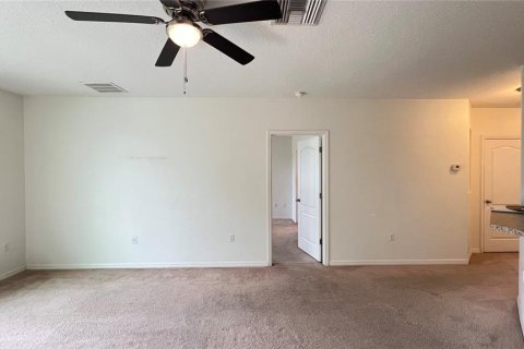 Casa en alquiler en Haines City, Florida, 4 dormitorios, 139.45 m2 № 1918112 - foto 18