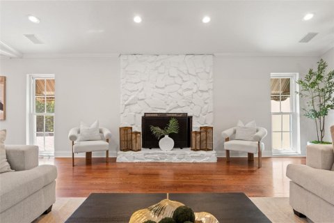 House in Lutz, Florida 4 bedrooms, 285.3 sq.m. № 1586534 - photo 13
