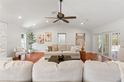 House in Lutz, Florida 4 bedrooms, 285.3 sq.m. № 1586534 - photo 14