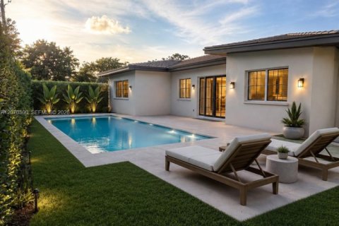 House in Coral Gables, Florida 3 bedrooms, 179.77 sq.m. № 2300416