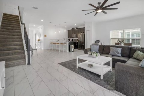 Touwnhouse à vendre à Davenport, Floride: 5 chambres, 201.32 m2 № 2380791 - photo 16