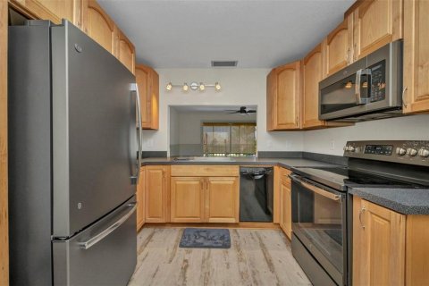 Condo in Punta Gorda, Florida, 2 bedrooms  № 1810478 - photo 4
