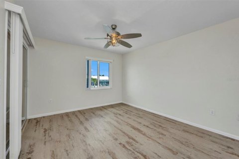 Condo in Punta Gorda, Florida, 2 bedrooms  № 1810478 - photo 23