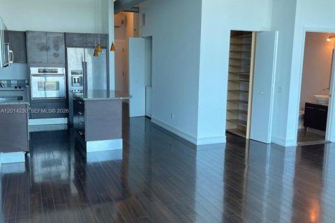 Condo in Aventura, Florida, 1 bedroom  № 2076244 - photo 3