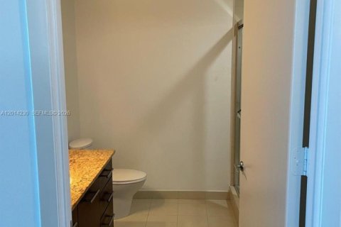 Condo in Aventura, Florida, 1 bedroom  № 2076244 - photo 9