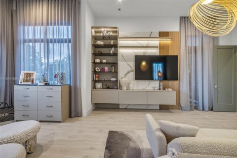 House in Southwest Ranches, Florida 4 bedrooms, 339.56 sq.m. № 1930099 - photo 27