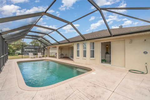 House in Port Charlotte, Florida 3 bedrooms, 133.97 sq.m. № 1608138 - photo 26