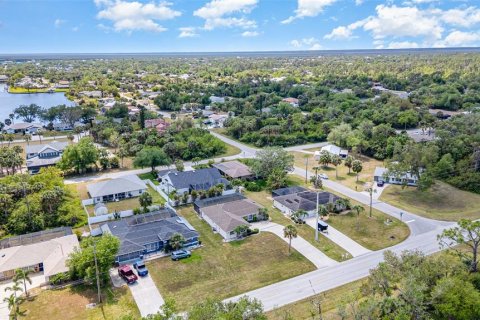 Casa en venta en Port Charlotte, Florida, 3 dormitorios, 133.97 m2 № 1608138 - foto 30