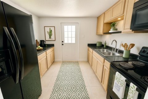 House in Lakeland, Florida 4 bedrooms, 105.91 sq.m. № 1918422 - photo 4