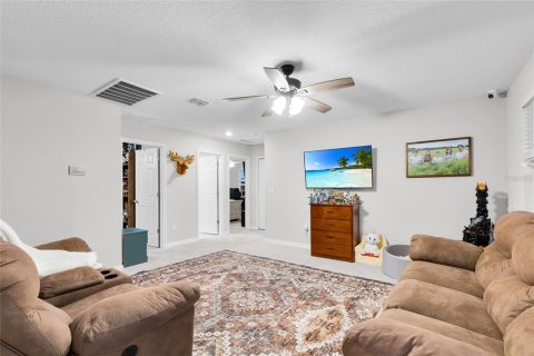 Villa ou maison à vendre à Leesburg, Floride: 4 chambres, 201.41 m2 № 2416386 - photo 20