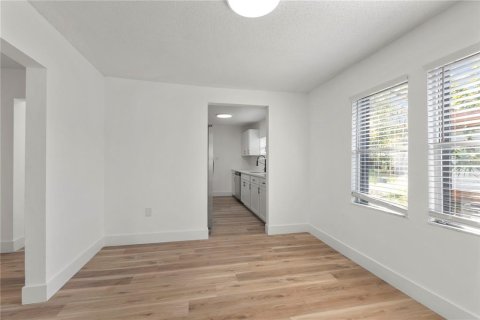 House in Lakeland, Florida 3 bedrooms, 112.78 sq.m. № 1912346 - photo 16