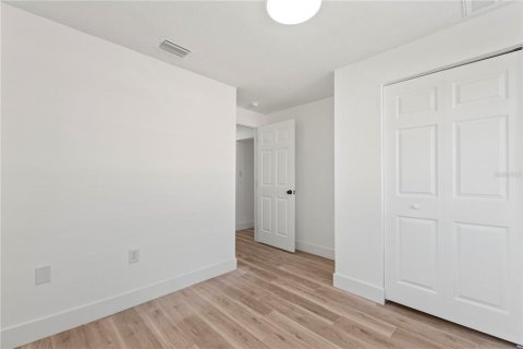 House in Lakeland, Florida 3 bedrooms, 112.78 sq.m. № 1912346 - photo 28