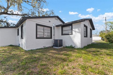 House in Lakeland, Florida 3 bedrooms, 112.78 sq.m. № 1912346 - photo 9