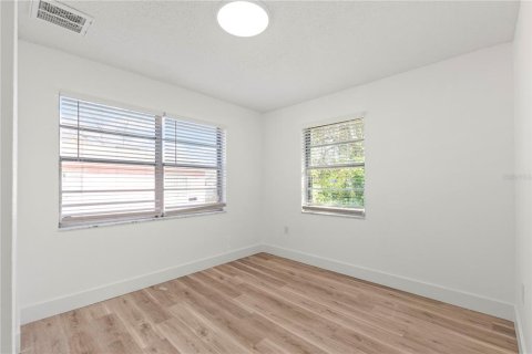 House in Lakeland, Florida 3 bedrooms, 112.78 sq.m. № 1912346 - photo 27