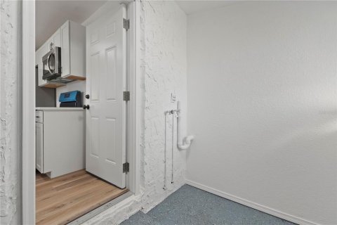 House in Lakeland, Florida 3 bedrooms, 112.78 sq.m. № 1912346 - photo 23