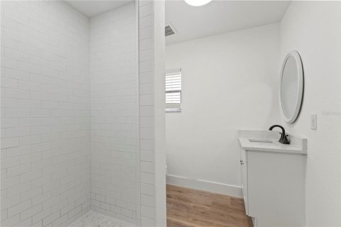 House in Lakeland, Florida 3 bedrooms, 112.78 sq.m. № 1912346 - photo 25