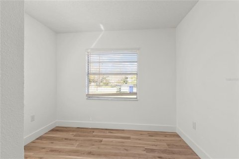 House in Lakeland, Florida 3 bedrooms, 112.78 sq.m. № 1912346 - photo 17