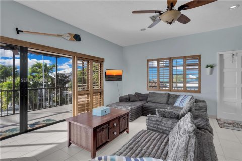 Casa en venta en Marathon, Florida, 2 dormitorios, 120.31 m2 № 2043551 - foto 18