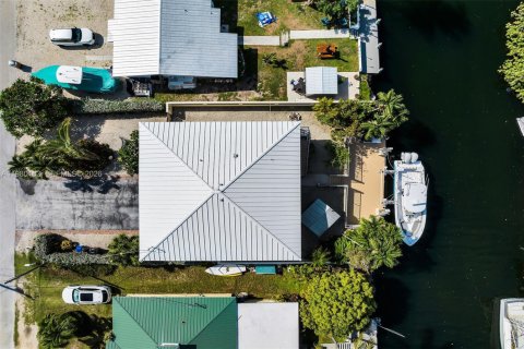 Casa en venta en Marathon, Florida, 2 dormitorios, 120.31 m2 № 2043551 - foto 9