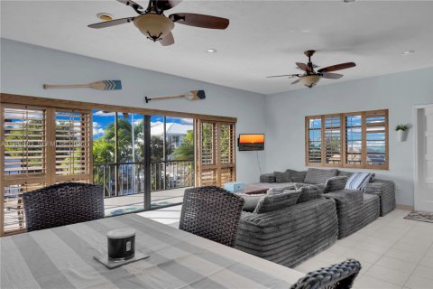 Casa en venta en Marathon, Florida, 2 dormitorios, 120.31 m2 № 2043551 - foto 17