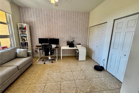 Condo in Aventura, Florida, 2 bedrooms  № 1709967 - photo 11