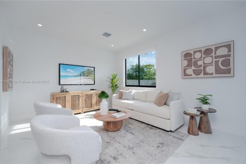 Adosado en Florida City, Florida 3 dormitorios, 107.02 m2 № 2036993