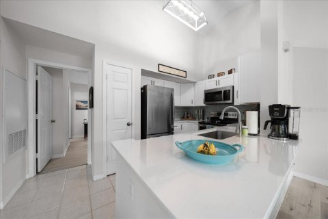 Condominio en venta en Gainesville, Florida, 2 dormitorios, 116.13 m2 № 1765997 - foto 18