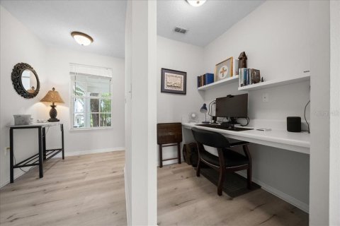 Condominio en venta en Gainesville, Florida, 2 dormitorios, 116.13 m2 № 1765997 - foto 7