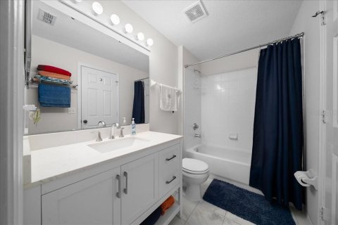 Condominio en venta en Gainesville, Florida, 2 dormitorios, 116.13 m2 № 1765997 - foto 28
