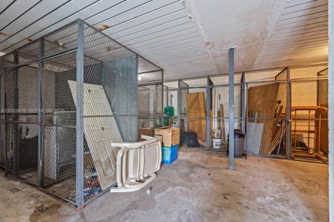 Condo in Sunrise, Florida, 2 bedrooms  № 2067423 - photo 5