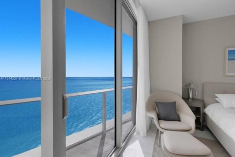Condo in Sunny Isles Beach, Florida, 2 bedrooms  № 2015849 - photo 10