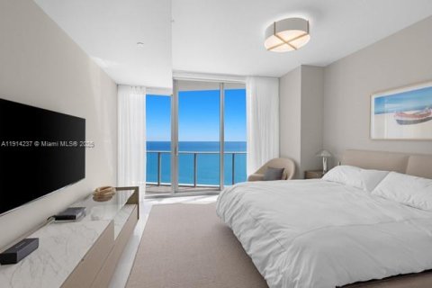 Condo in Sunny Isles Beach, Florida, 2 bedrooms  № 2015849 - photo 7