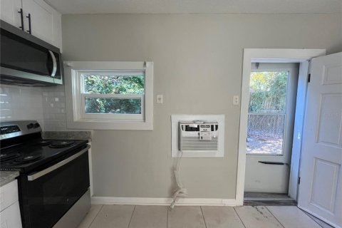 Купить виллу или дом в Деланд, Флорида 7 комнат, 103.86м2, № 1743783 - фото 23