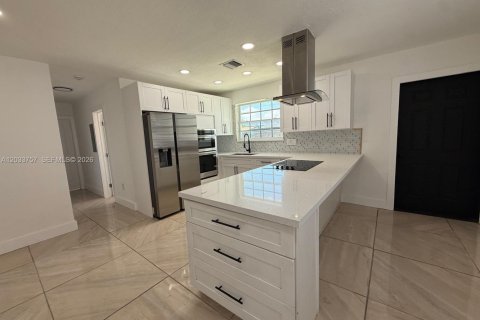 Casa en venta en Miami Gardens, Florida, 3 dormitorios, 104.05 m2 № 2078041 - foto 19