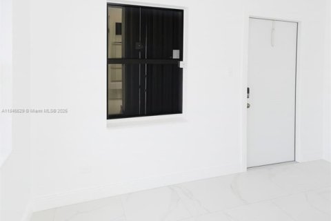 Casa en venta en Fort Lauderdale, Florida, 3 dormitorios, 97.55 m2 № 1842363 - foto 9
