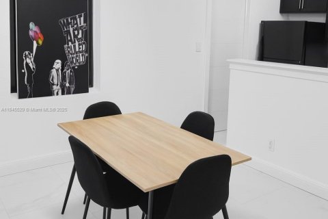 Casa en venta en Fort Lauderdale, Florida, 3 dormitorios, 97.55 m2 № 1842363 - foto 5