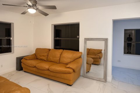 Casa en venta en Fort Lauderdale, Florida, 3 dormitorios, 97.55 m2 № 1842363 - foto 13