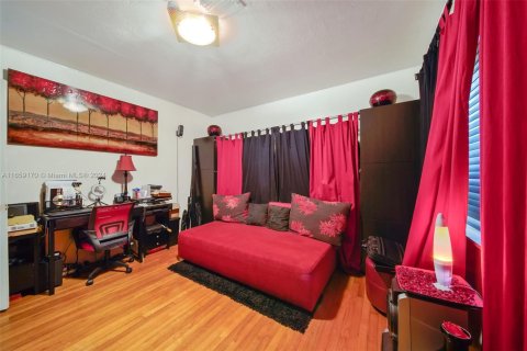 Снять в аренду виллу или дом в Серфсайд, Флорида 3 спальни, 150.22м2, № 2023173 - фото 12