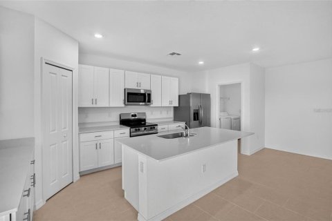 Villa ou maison à vendre à Parrish, Floride: 5 chambres, 196.21 m2 № 2309928 - photo 6